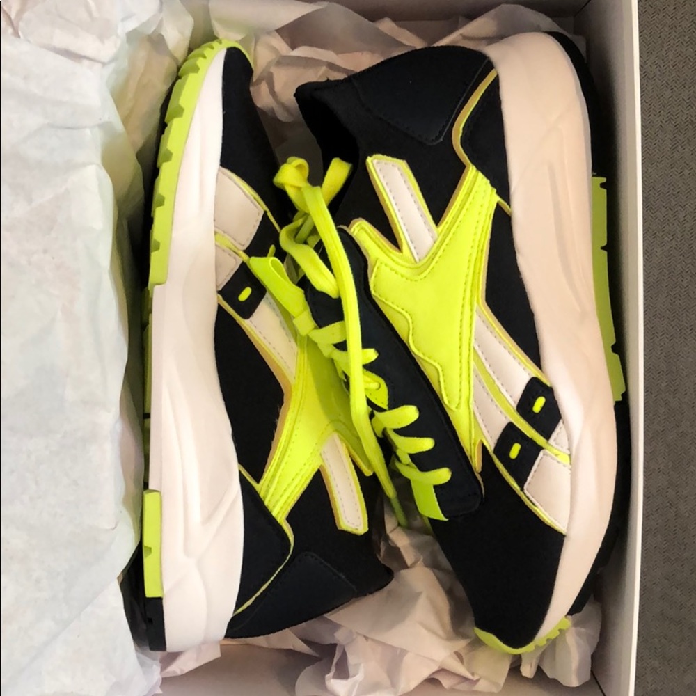 NWT Reebok Bolton Sock men’s size 5.5 navy/green